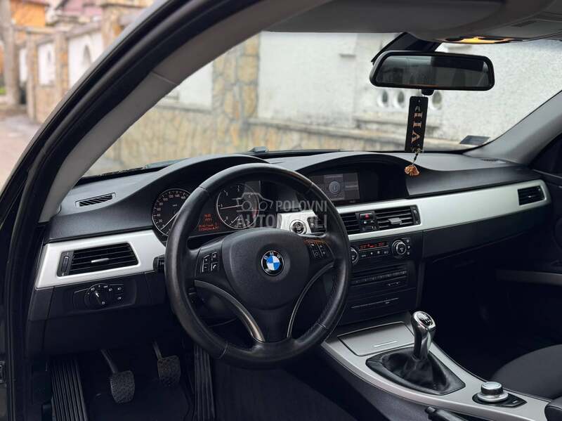 BMW 320 e92 Xenon/Nav