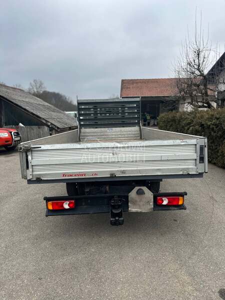 Nissan Cabstar sanduk 4.5m