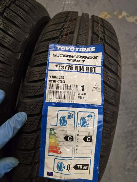 Toyo 175/70 R14 Zimska