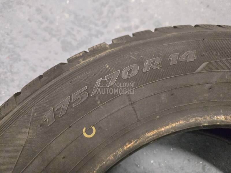 Toyo 175/70 R14 Zimska