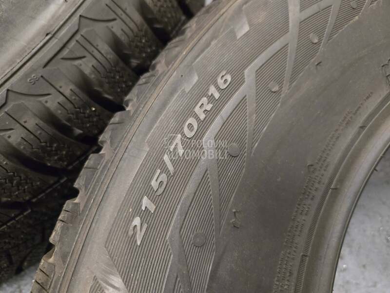 Nexen 215/70 R16 Zimska