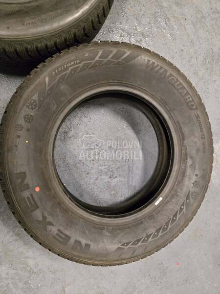 Nexen 215/70 R16 Zimska