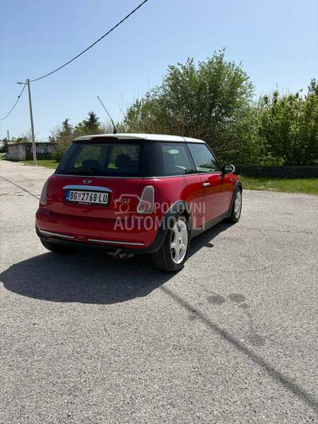 MINI Cooper 
