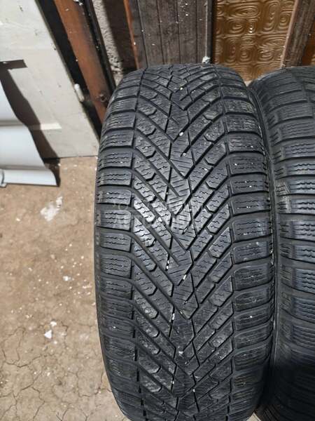 Pirelli 225/55 R18 Zimska
