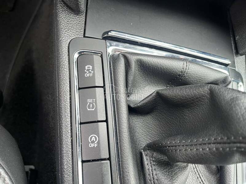 Škoda Superb 1.6 TDI Švajcarac