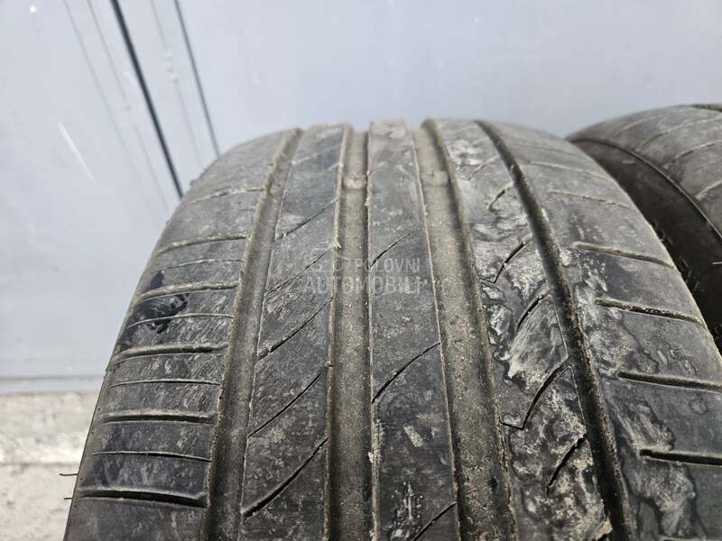 Tracmax 225/35 R19 Letnja