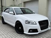 Audi A3 RS3 LOOK KOŽA LED
