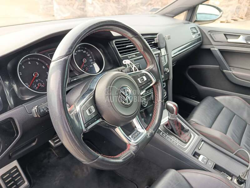 Volkswagen Golf 7 GTI PERFORMANCE CH