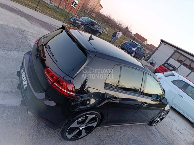 Volkswagen Golf 7 GTI PERFORMANCE CH