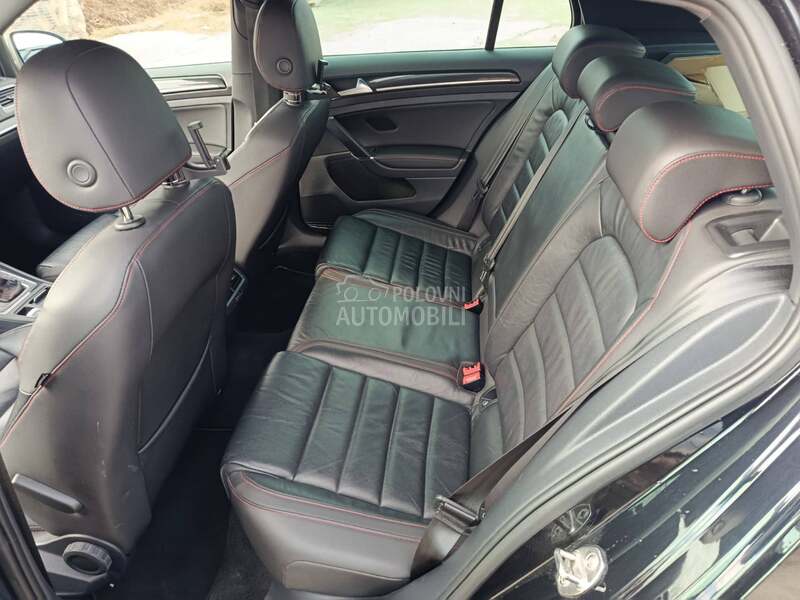 Volkswagen Golf 7 GTI PERFORMANCE CH