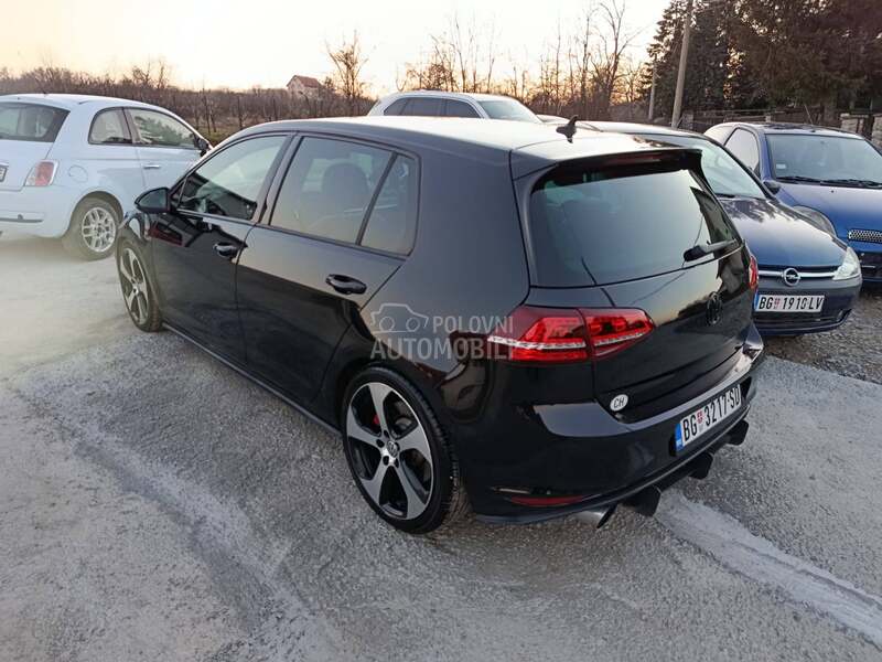 Volkswagen Golf 7 GTI PERFORMANCE CH