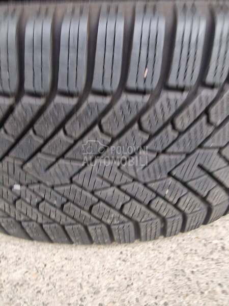 Pirelli 275/45 R21 Zimska