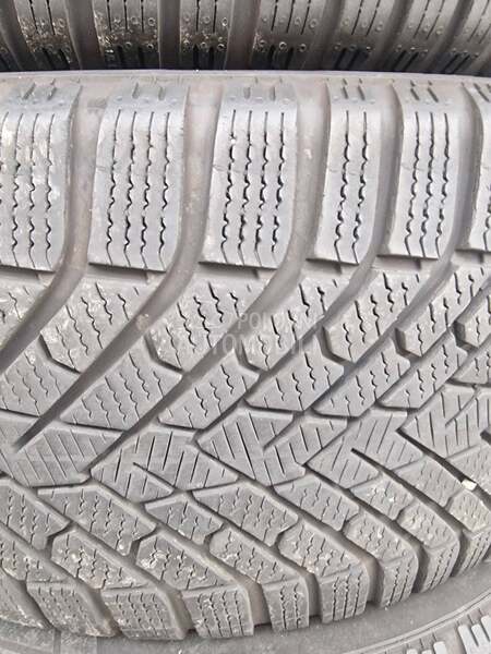 Pirelli 275/45 R21 Zimska