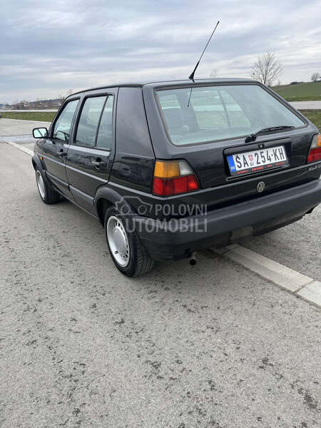Volkswagen Golf 2 1.6B