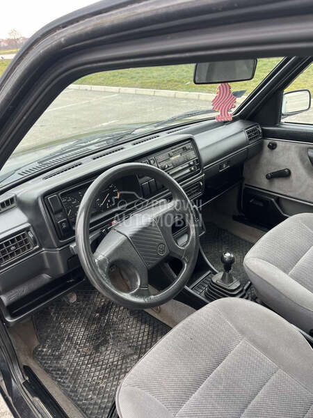 Volkswagen Golf 2 1.6B