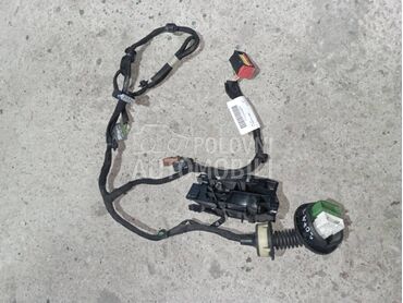 Instalacija za leva varata za Peugeot 207