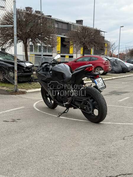 Kawasaki Ninja 300 A2