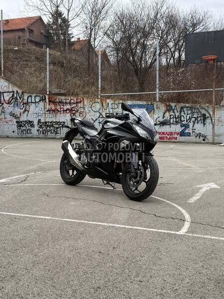 Kawasaki Ninja 300 A2