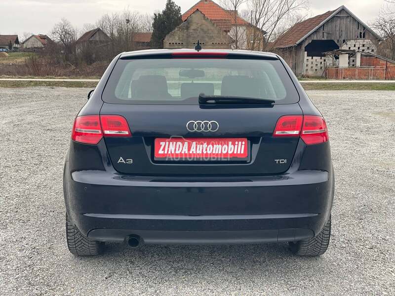 Audi A3 N A V I