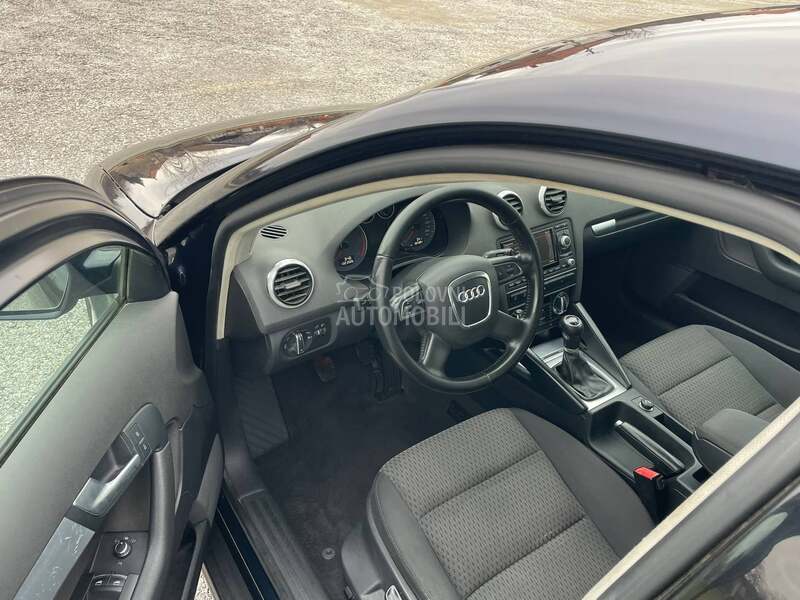 Audi A3 N A V I