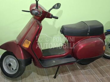 Piaggio Vespa COSA 125