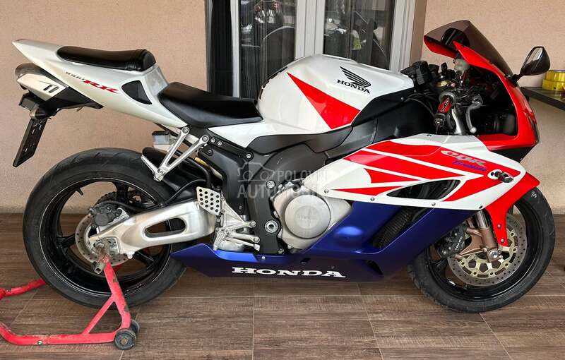 Honda cbr 1000rr