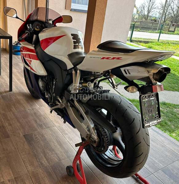 Honda cbr 1000rr