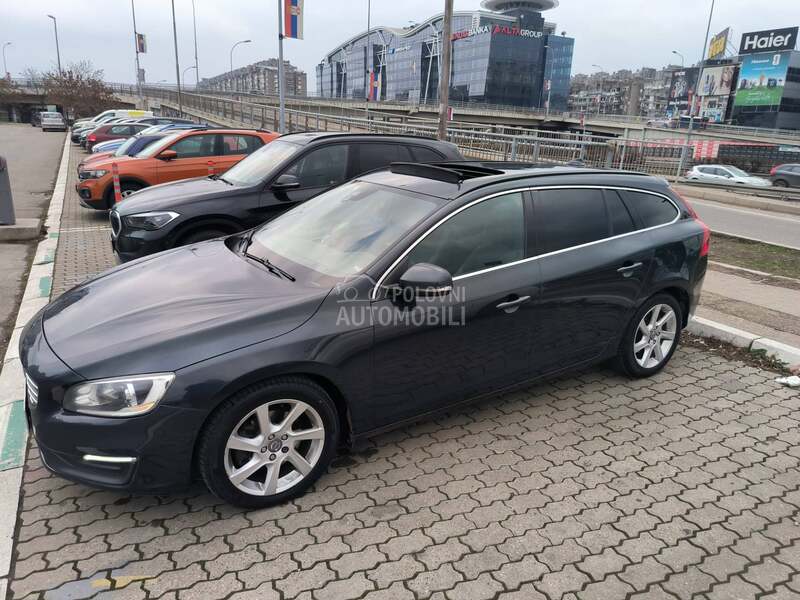 Volvo V60 