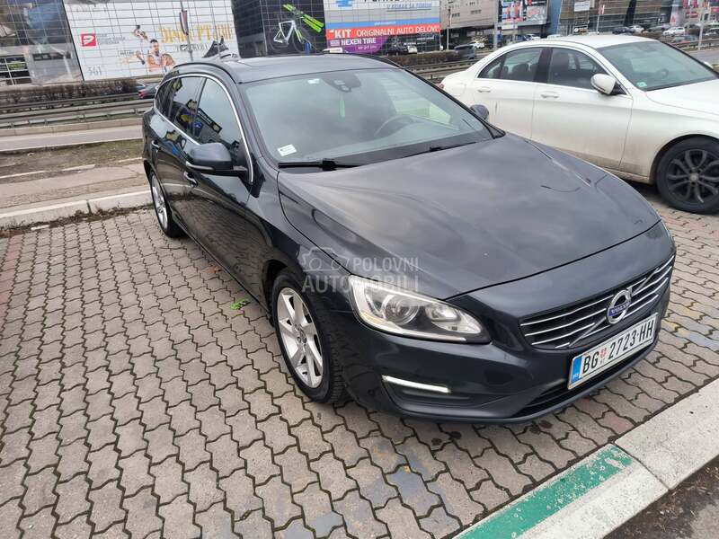 Volvo V60 