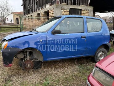 Fiat Seicento -  kompletan auto u delovima