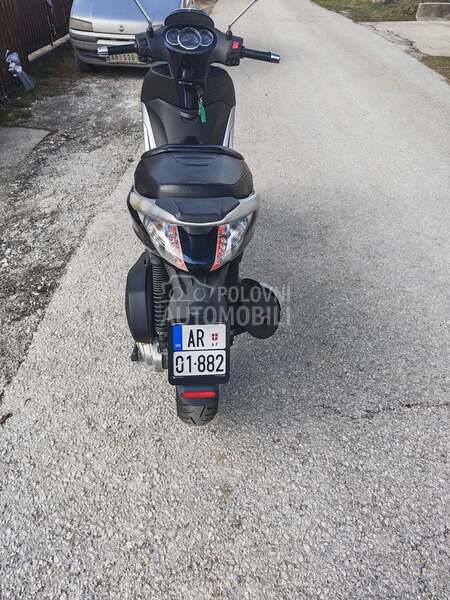 Piaggio Beverly 300