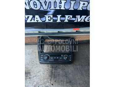 Digitalna kontrolna ploča za BMW Serija 1