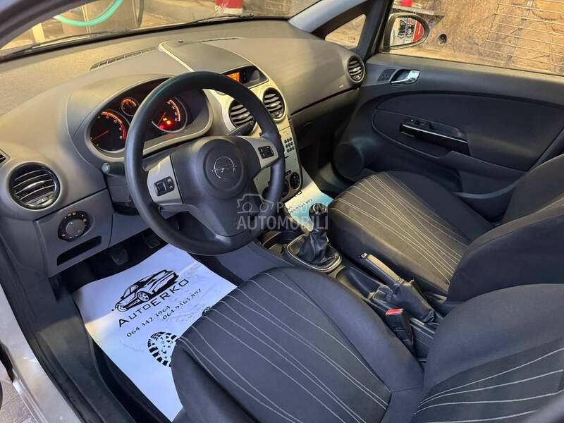 Opel Corsa D 
