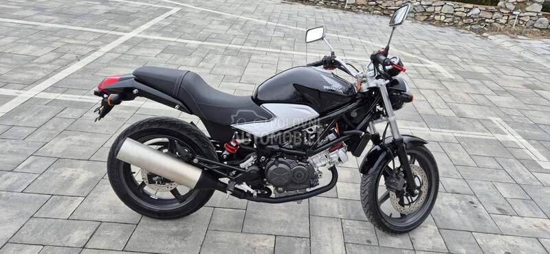 Honda vtr 250