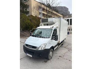 Iveco 35 HLADNJACA METAN CNG