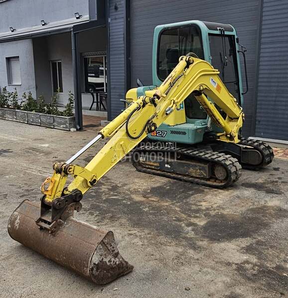 Yanmar B27 FABRICKO STANJE 3,1T