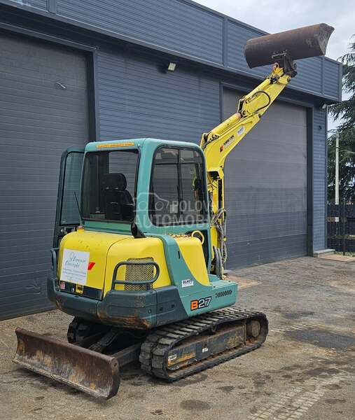 Yanmar B27 FABRICKO STANJE 3,1T