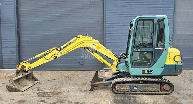 Yanmar B27 FABRICKO STANJE 3,1T