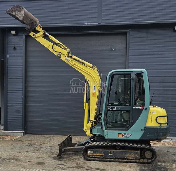 Yanmar B27 FABRICKO STANJE 3,1T
