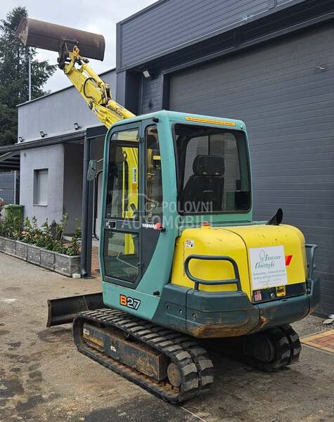 Yanmar B27 FABRICKO STANJE 3,1T