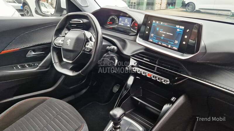 Peugeot 2008 1.5 hdi active plus