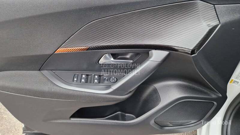 Peugeot 2008 1.5 hdi active plus