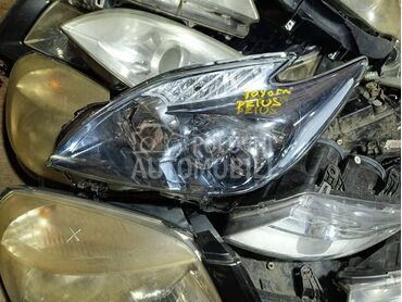 Farovi Far Levi Desni za Toyota Prius