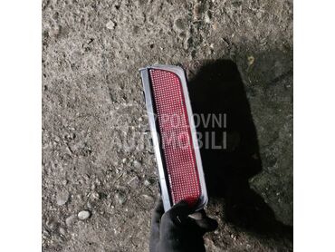 Trece stop svetlo za Honda Jazz od 2001. do 2008. god.