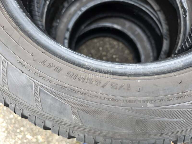 Falken 175/65 R15 Zimska