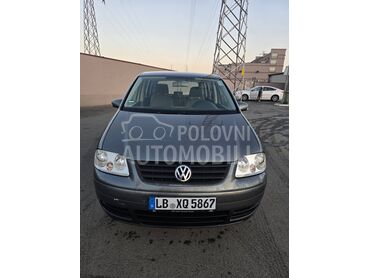 Volkswagen Touran sa tablama