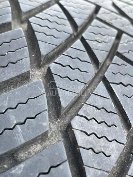 Matador 215/60 R16 Zimska