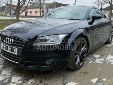 Audi TT 