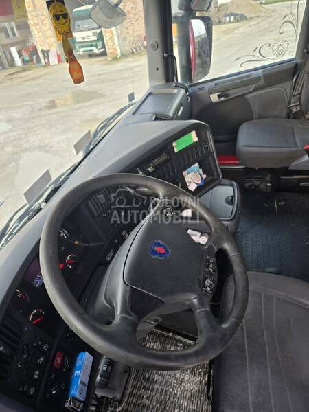 Scania R440