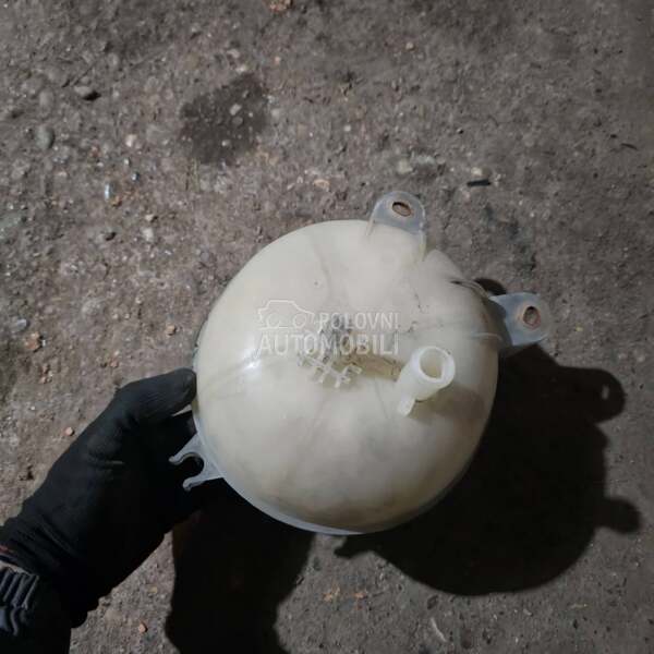 Boca-Posuda za antifriz